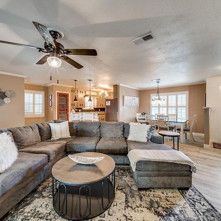 Charming Pet Friendly 4 Bdrm Home Mins To Main St And Wineries Fredericksburg Ngoại thất bức ảnh