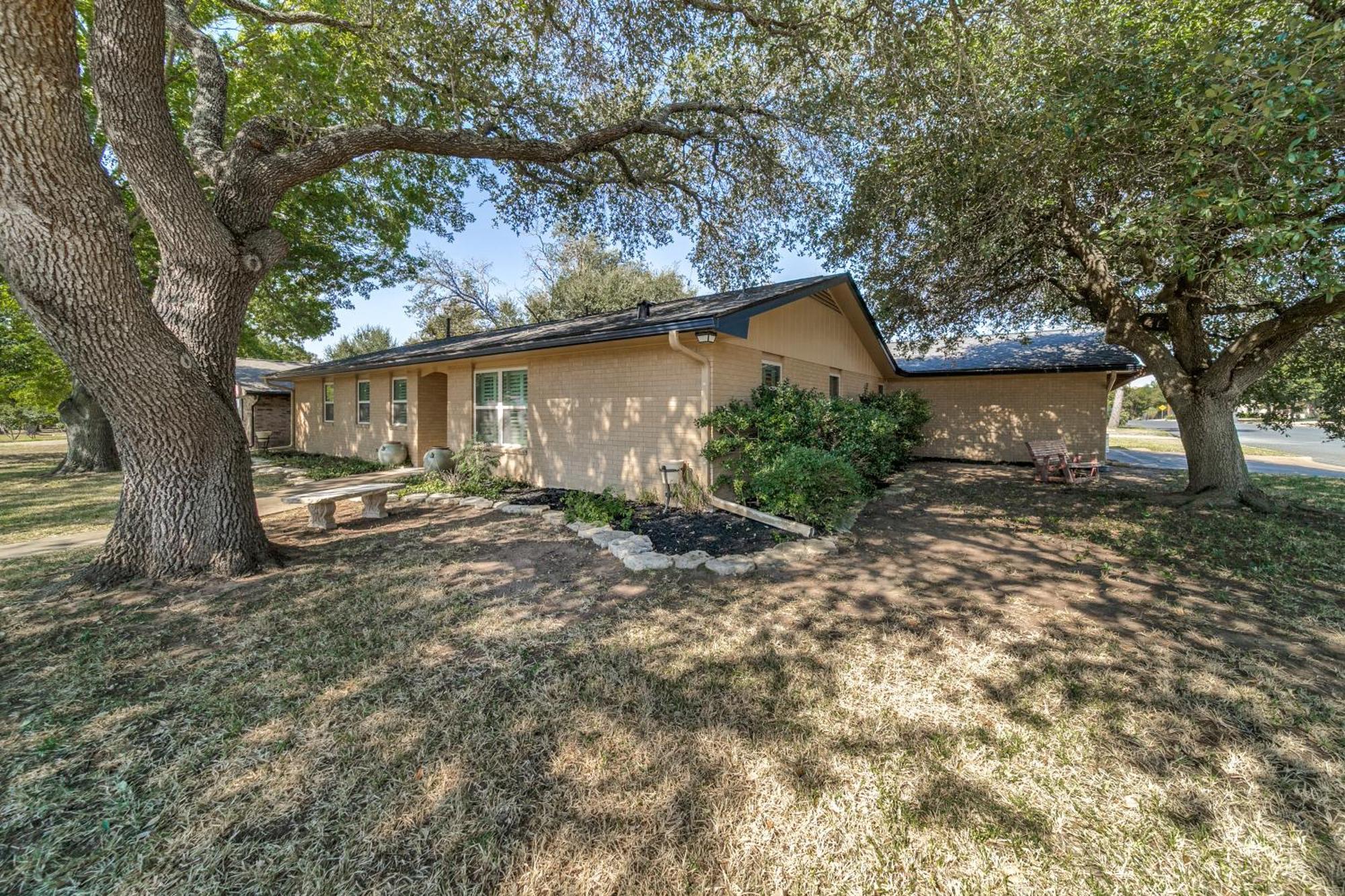 Charming Pet Friendly 4 Bdrm Home Mins To Main St And Wineries Fredericksburg Ngoại thất bức ảnh