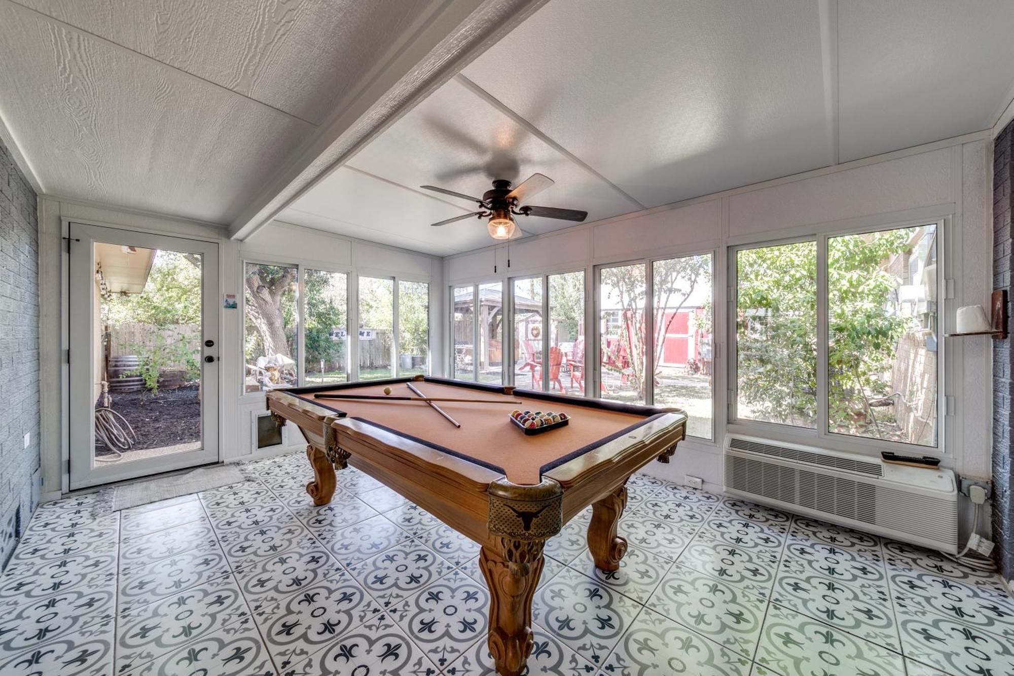 Charming Pet Friendly 4 Bdrm Home Mins To Main St And Wineries Fredericksburg Ngoại thất bức ảnh