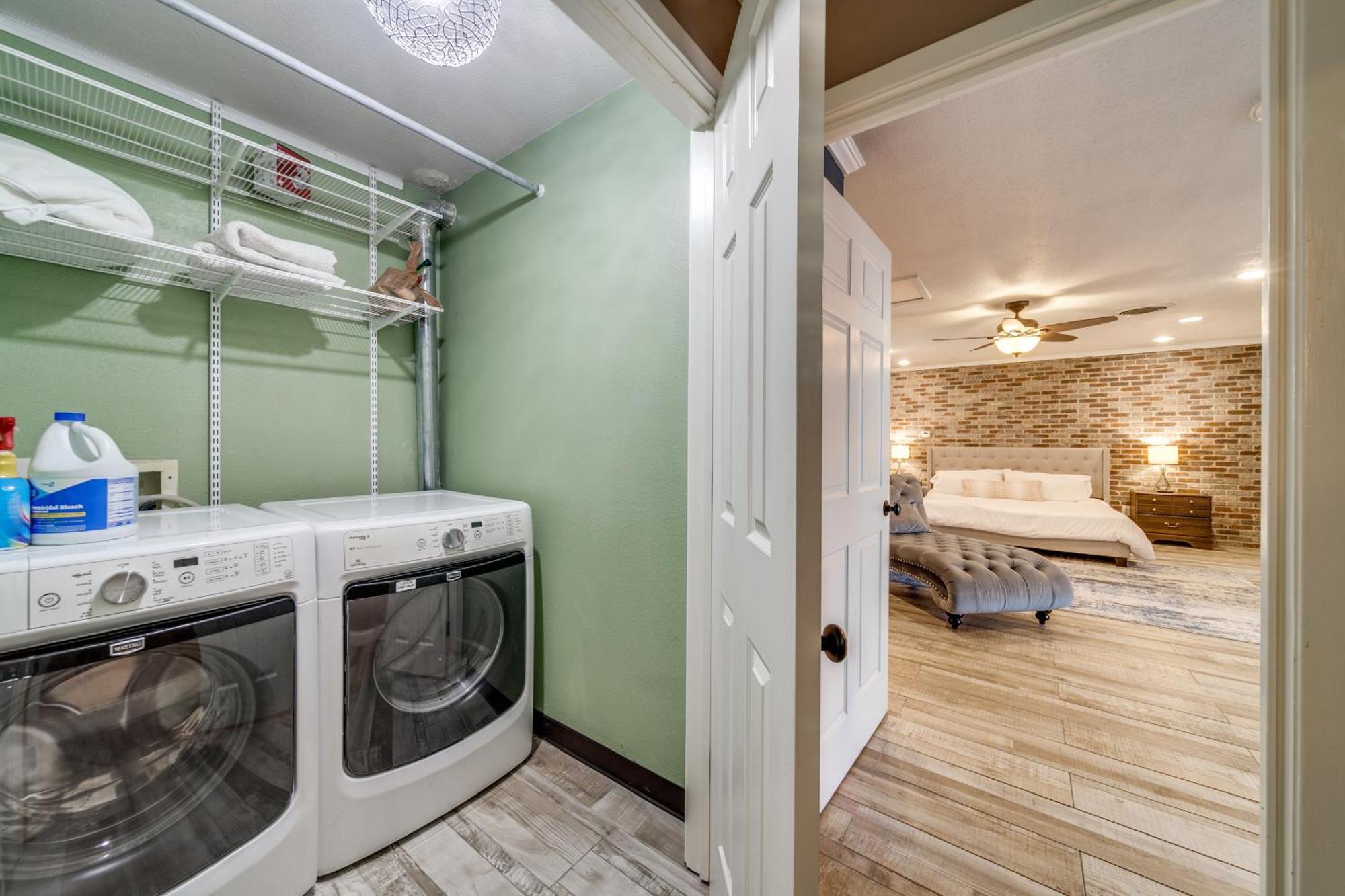 Charming Pet Friendly 4 Bdrm Home Mins To Main St And Wineries Fredericksburg Ngoại thất bức ảnh