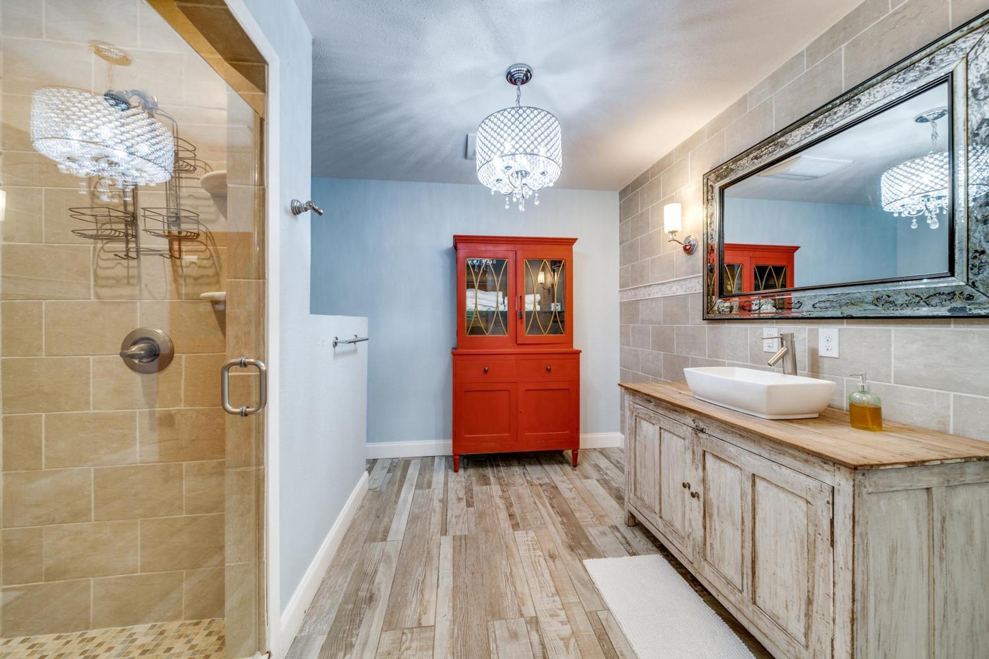 Charming Pet Friendly 4 Bdrm Home Mins To Main St And Wineries Fredericksburg Ngoại thất bức ảnh